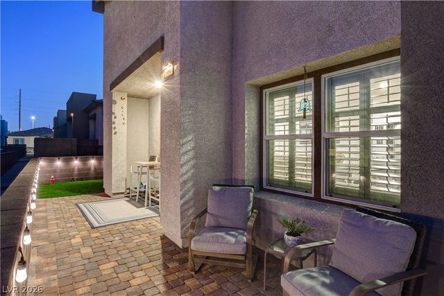 384 Aravalli Crest Street, Henderson, NV 89015