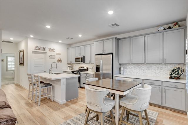 384 Aravalli Crest Street, Henderson, NV 89015