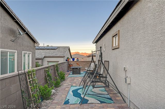384 Aravalli Crest Street, Henderson, NV 89015