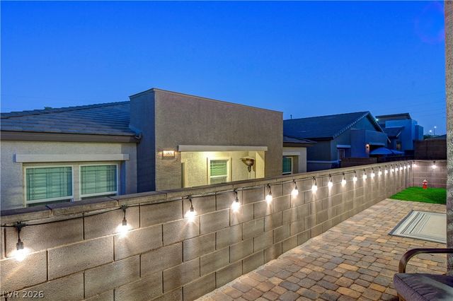 384 Aravalli Crest Street, Henderson, NV 89015