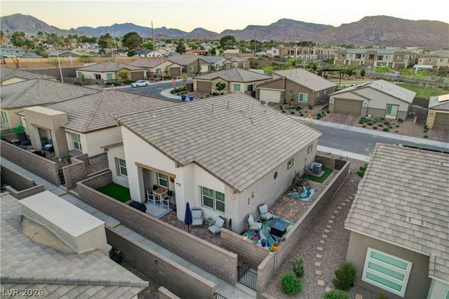 384 Aravalli Crest Street, Henderson, NV 89015