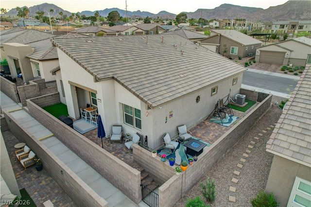 384 Aravalli Crest Street, Henderson, NV 89015
