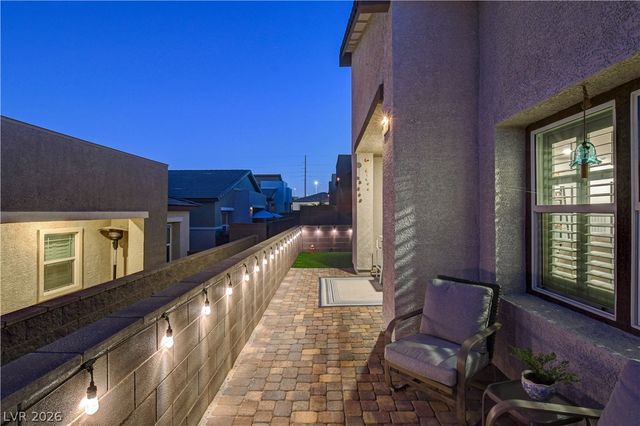 384 Aravalli Crest Street, Henderson, NV 89015
