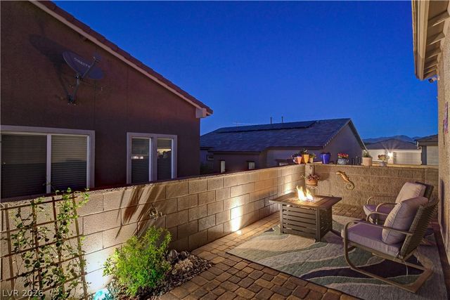 384 Aravalli Crest Street, Henderson, NV 89015
