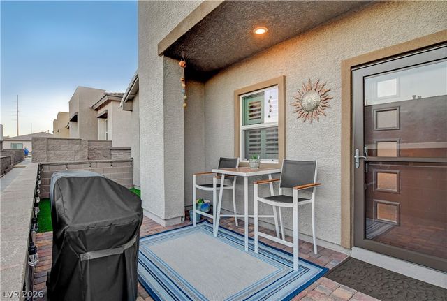 384 Aravalli Crest Street, Henderson, NV 89015