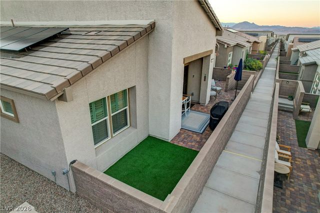 384 Aravalli Crest Street, Henderson, NV 89015