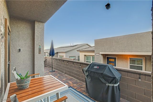 384 Aravalli Crest Street, Henderson, NV 89015