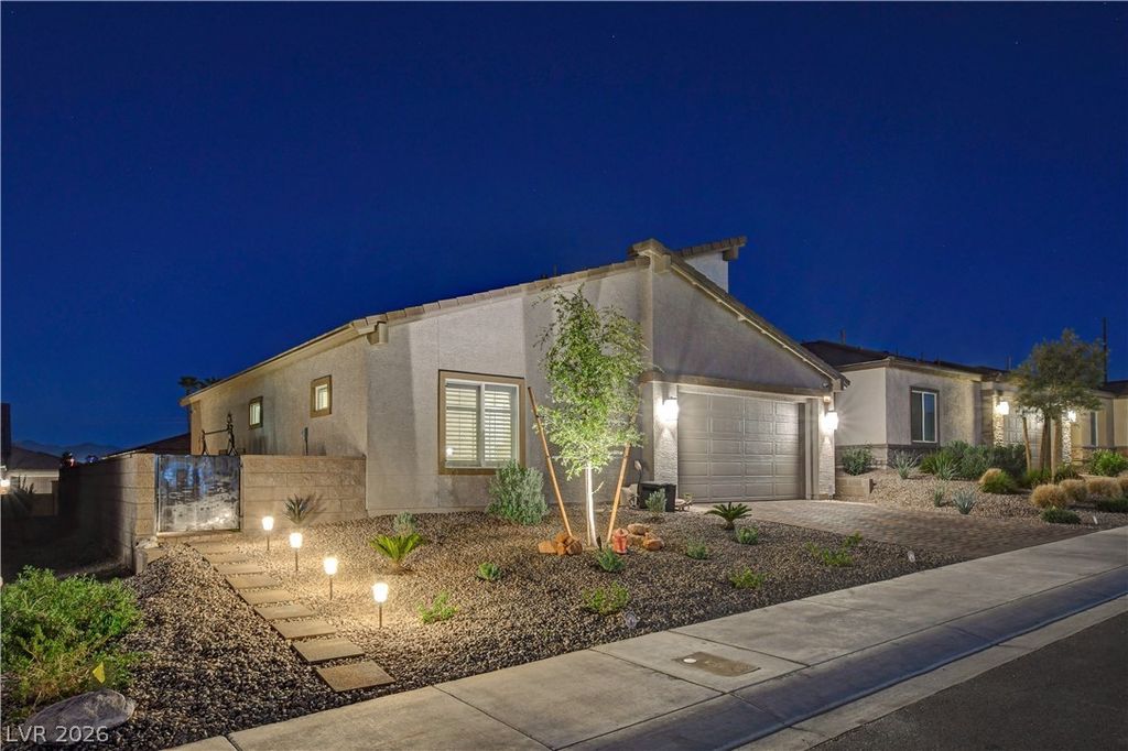 384 Aravalli Crest Street, Henderson, NV 89015