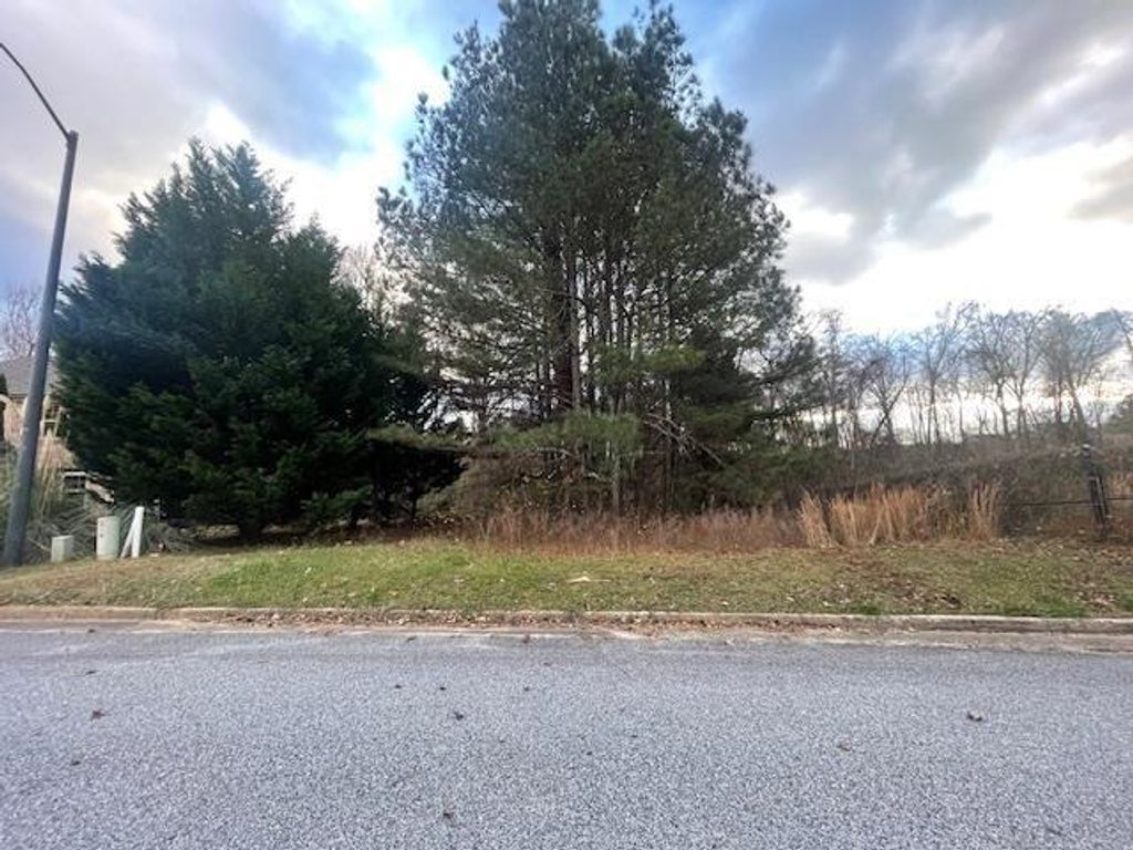 3170 ESPLANDADE, Atlanta, GA 30311