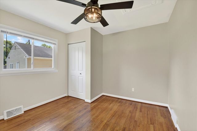 1294 Hawthorne Avenue, Ypsilanti, MI 48198