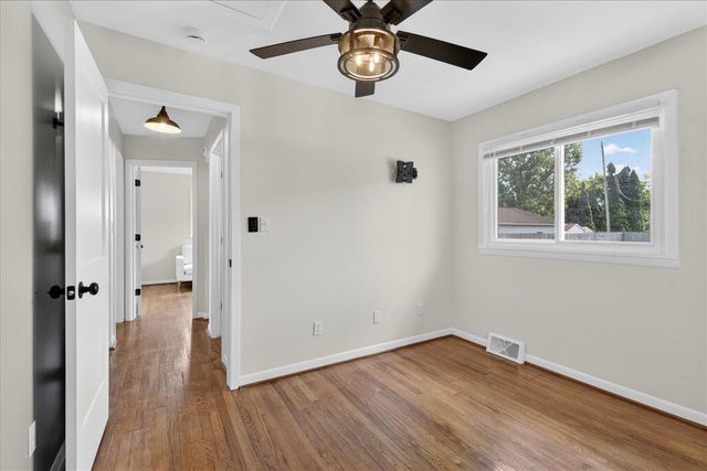 1294 Hawthorne Avenue, Ypsilanti, MI 48198