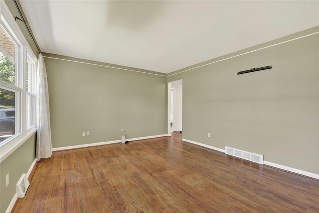 1294 Hawthorne Avenue, Ypsilanti, MI 48198