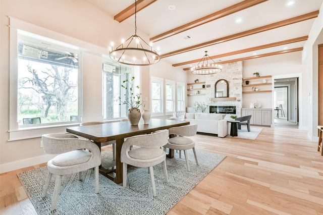 250 Pony Trl Trail, Angleton, TX 77515