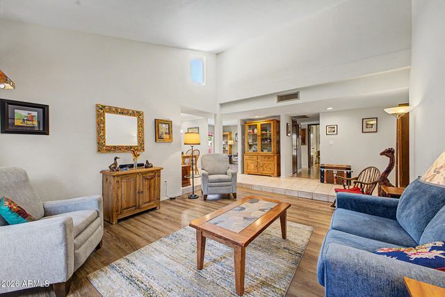 5450 E CAMBRIDGE Avenue, Phoenix, AZ 85008
