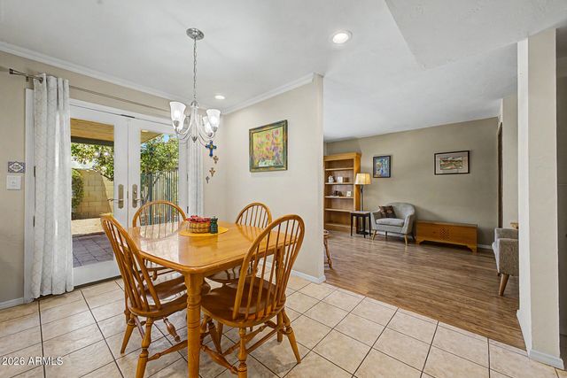 5450 E CAMBRIDGE Avenue, Phoenix, AZ 85008