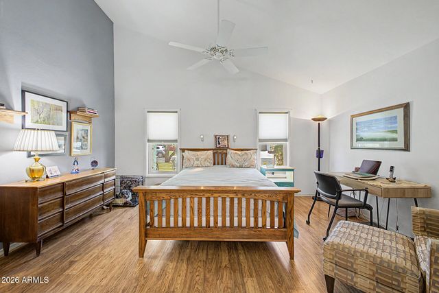 5450 E CAMBRIDGE Avenue, Phoenix, AZ 85008
