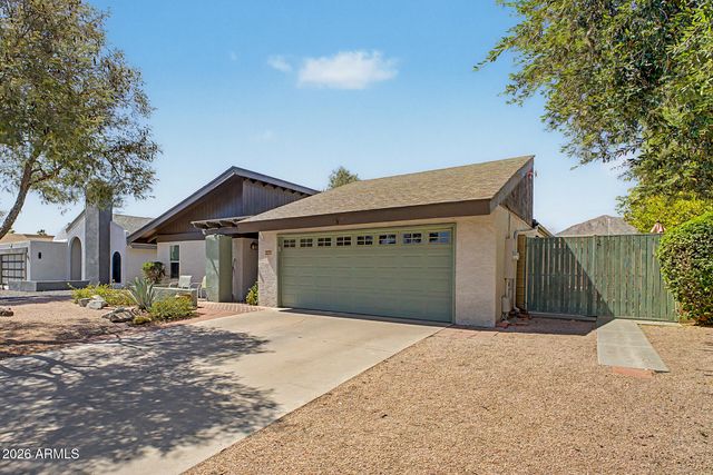 5450 E CAMBRIDGE Avenue, Phoenix, AZ 85008