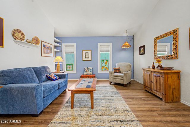 5450 E CAMBRIDGE Avenue, Phoenix, AZ 85008