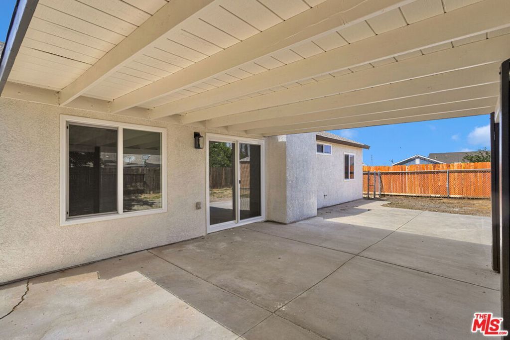 Image 28 of property listing at 10424 Peach Court, Adelanto, CA 92301