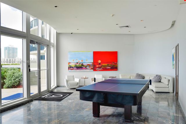 17201 Collins Avenue 2209, Sunny Isles Beach, FL 33160
