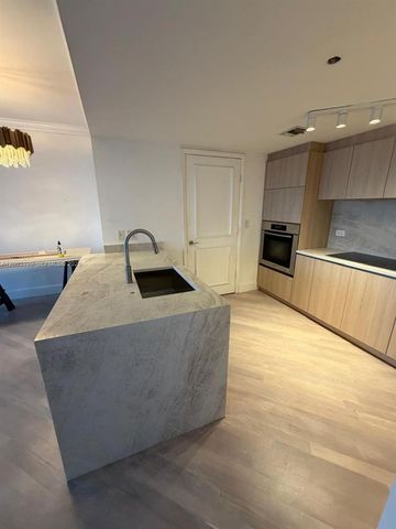 17201 Collins Avenue 2209, Sunny Isles Beach, FL 33160