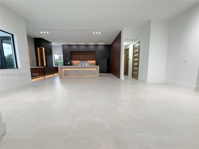 19880 SW 134th Ave, Miami, FL 33177