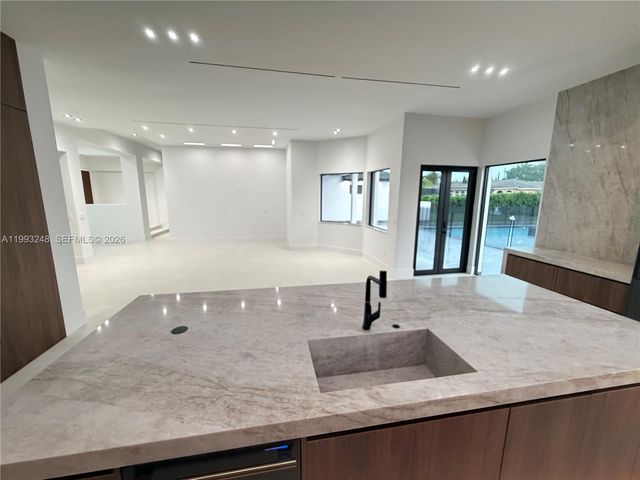 19880 SW 134th Ave, Miami, FL 33177