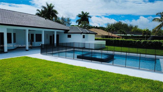 19880 SW 134th Ave, Miami, FL 33177