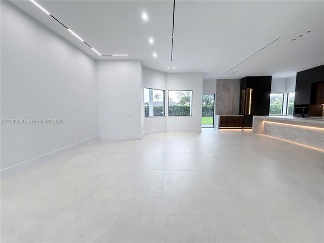 19880 SW 134th Ave, Miami, FL 33177