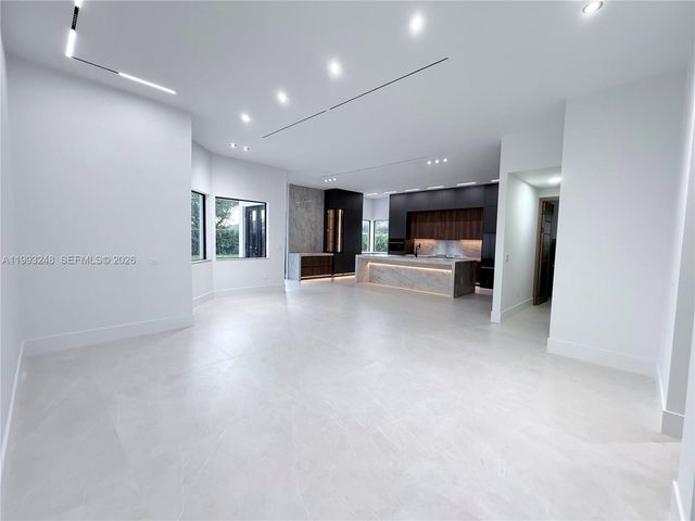 19880 SW 134th Ave, Miami, FL 33177