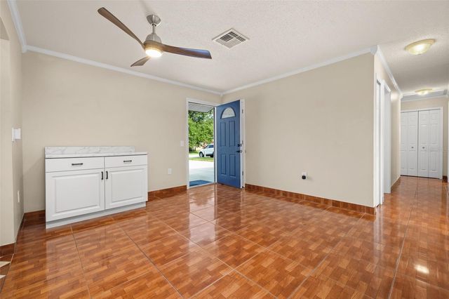235 TENNESSEE AVENUE, St Cloud, FL 34769