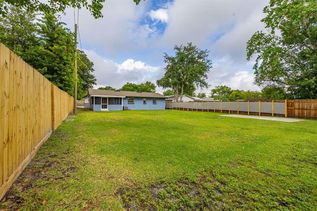 235 TENNESSEE AVENUE, St Cloud, FL 34769