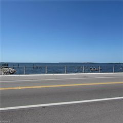 4262 Pine Island RD NW, Matlacha, FL 33993