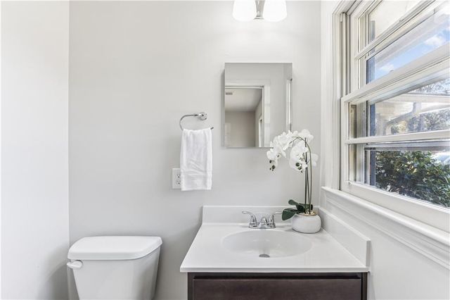 2179 Warren Drive, Austell, GA 30106