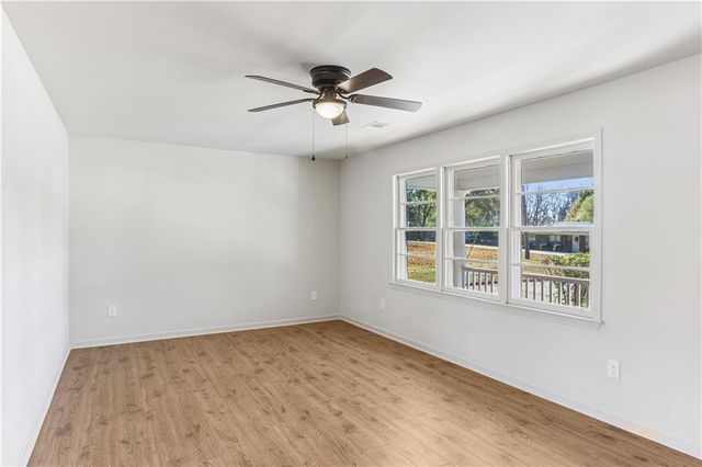 2179 Warren Drive, Austell, GA 30106