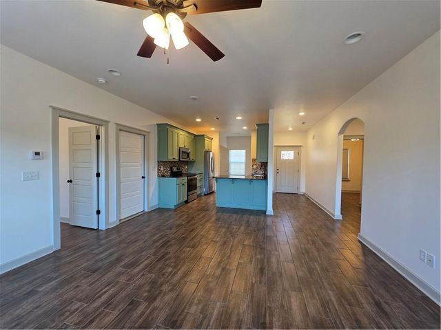 8 Horncastle Drive, Bella Vista, AR 72714
