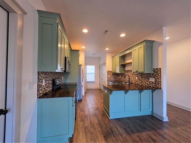 8 Horncastle Drive, Bella Vista, AR 72714