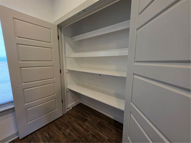 8 Horncastle Drive, Bella Vista, AR 72714