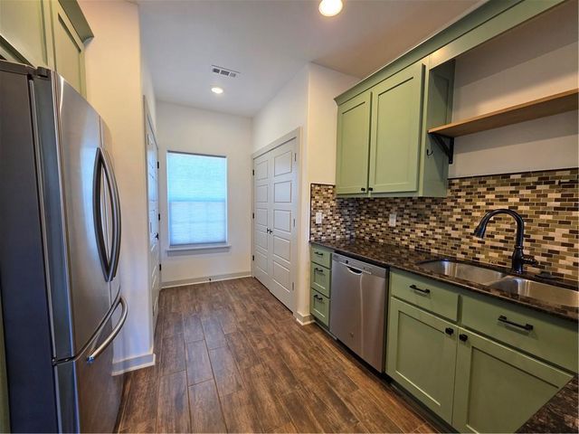 8 Horncastle Drive, Bella Vista, AR 72714