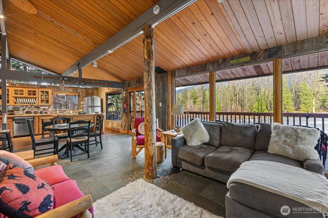 18021 433rd Avenue SE, Gold Bar, WA 98251