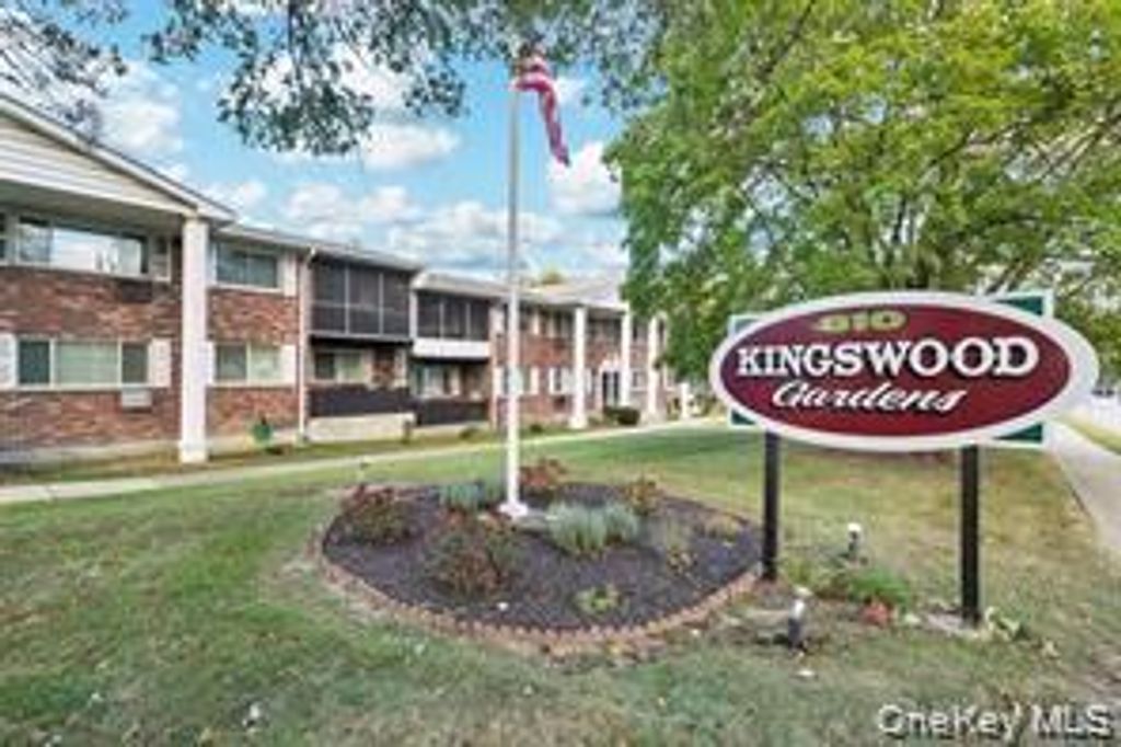 810 Blooming Grove Turnpike 7, New Windsor, NY 12553