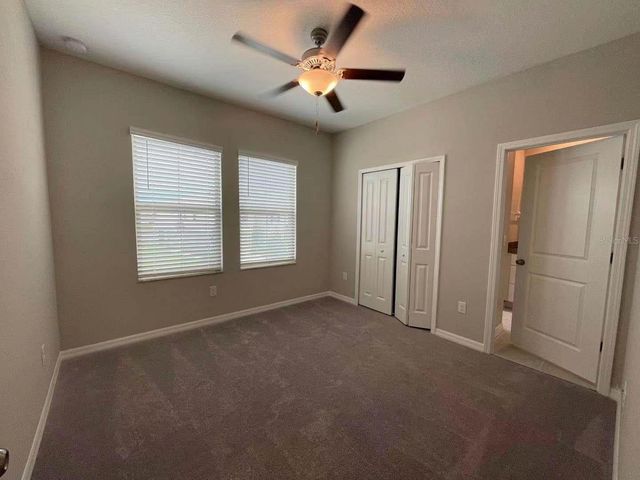 31993 BLUE PASSING, Wesley Chapel, FL 33545
