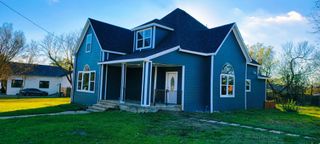 408 S Santa Fe Street, Wolfe City, TX 75496