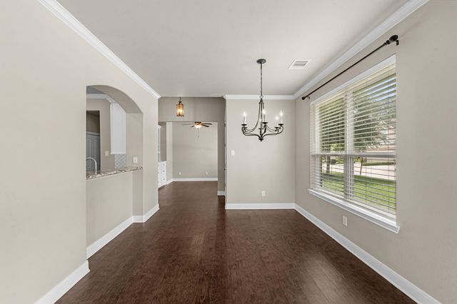 2034 Que Manor Drive, Houston, TX 77090