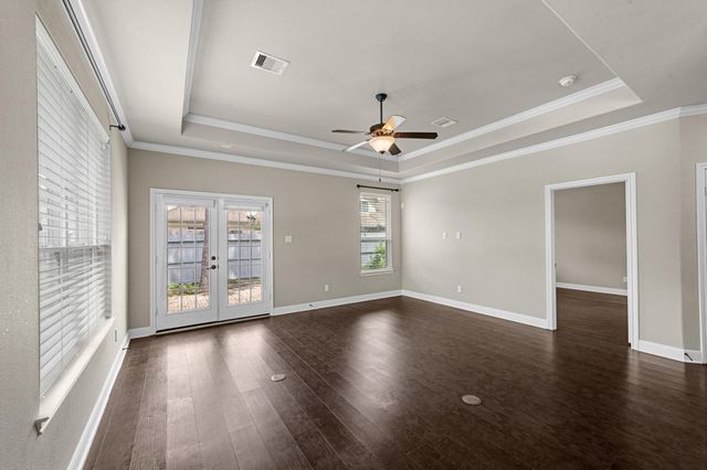 2034 Que Manor Drive, Houston, TX 77090