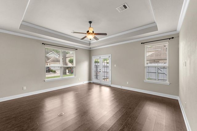 2034 Que Manor Drive, Houston, TX 77090