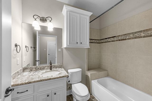 2034 Que Manor Drive, Houston, TX 77090