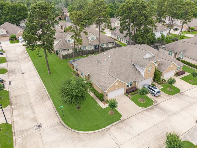 2034 Que Manor Drive, Houston, TX 77090