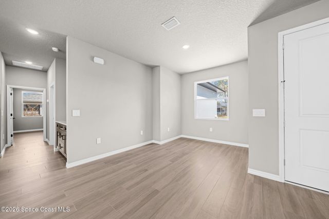 1008 Tevis Street SE, Palm Bay, FL 32909