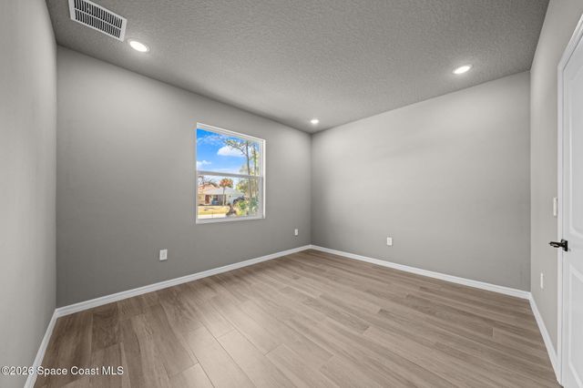 1008 Tevis Street SE, Palm Bay, FL 32909